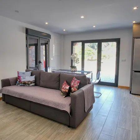 Holiday home Cantinho D'alcacer