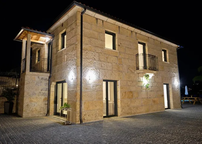 Cantinho D'alcacer * Casal (Arcos de Valdevez, Viana do Castelo)